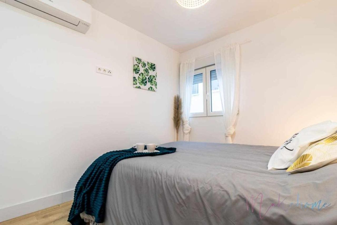 2 Apartamento En Estadio Sevilla 6 Plazas 3 Hab Y Metro Bagian luar foto