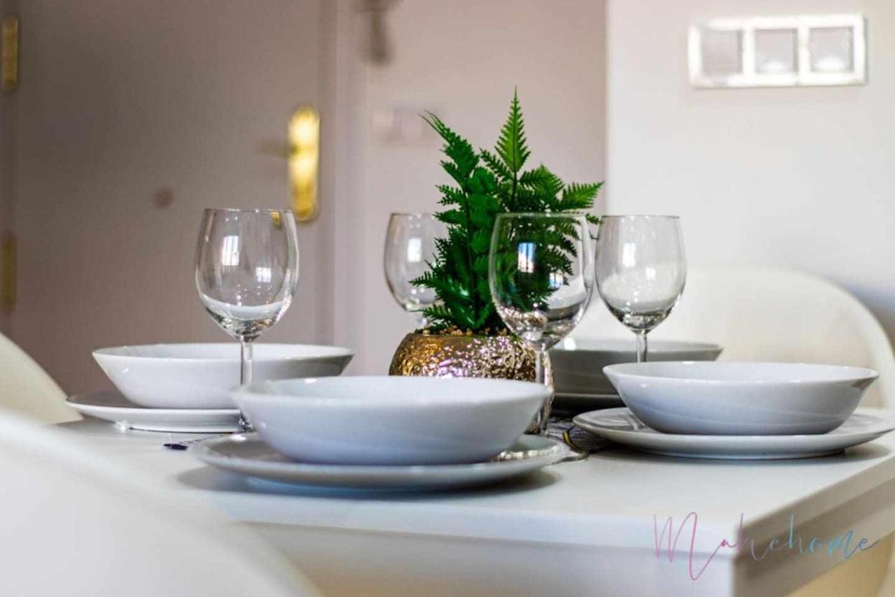 2 Apartamento En Estadio Sevilla 6 Plazas 3 Hab Y Metro Bagian luar foto