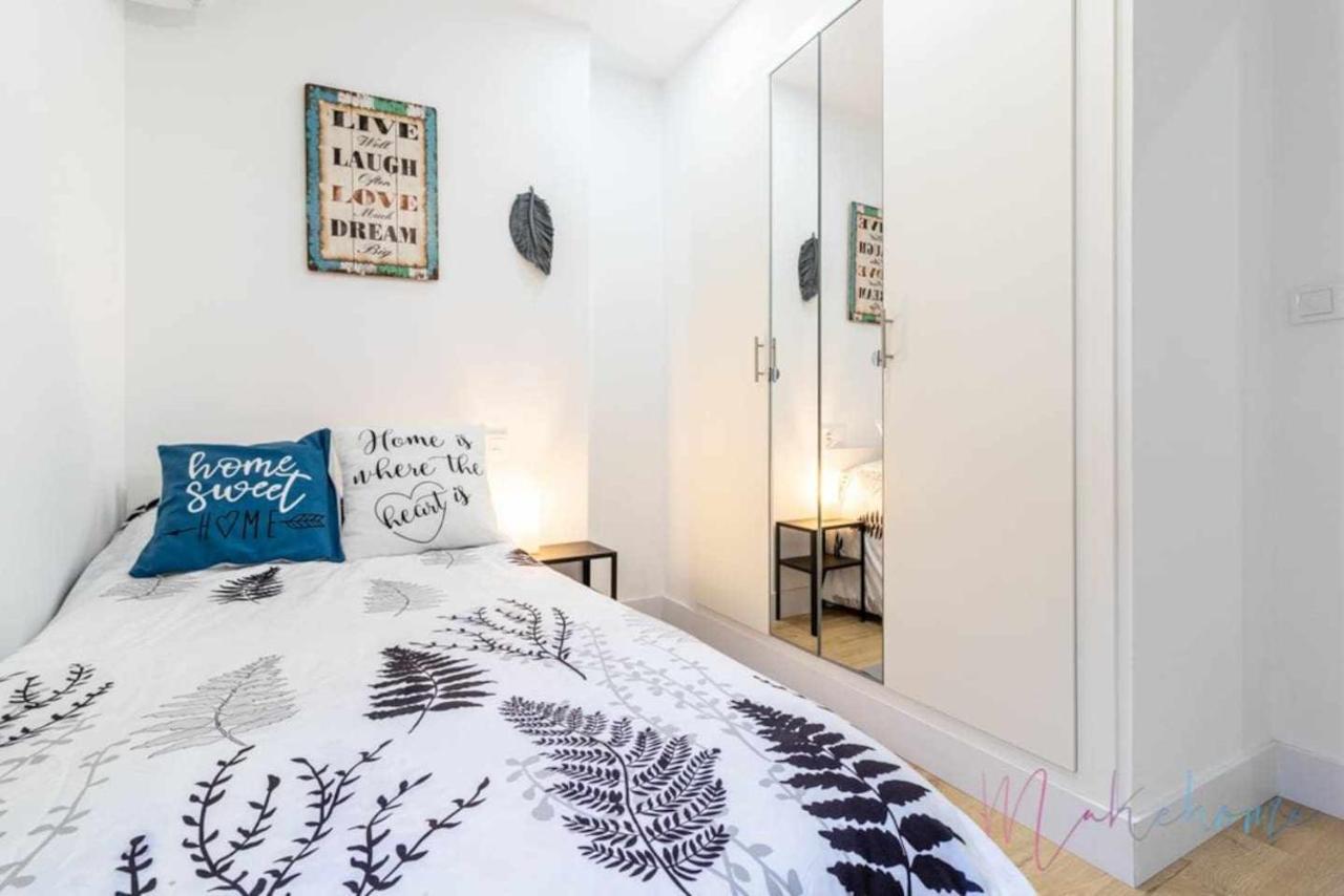 2 Apartamento En Estadio Sevilla 6 Plazas 3 Hab Y Metro Bagian luar foto
