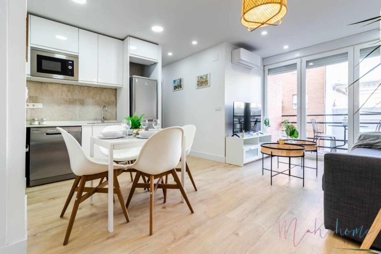 2 Apartamento En Estadio Sevilla 6 Plazas 3 Hab Y Metro Bagian luar foto
