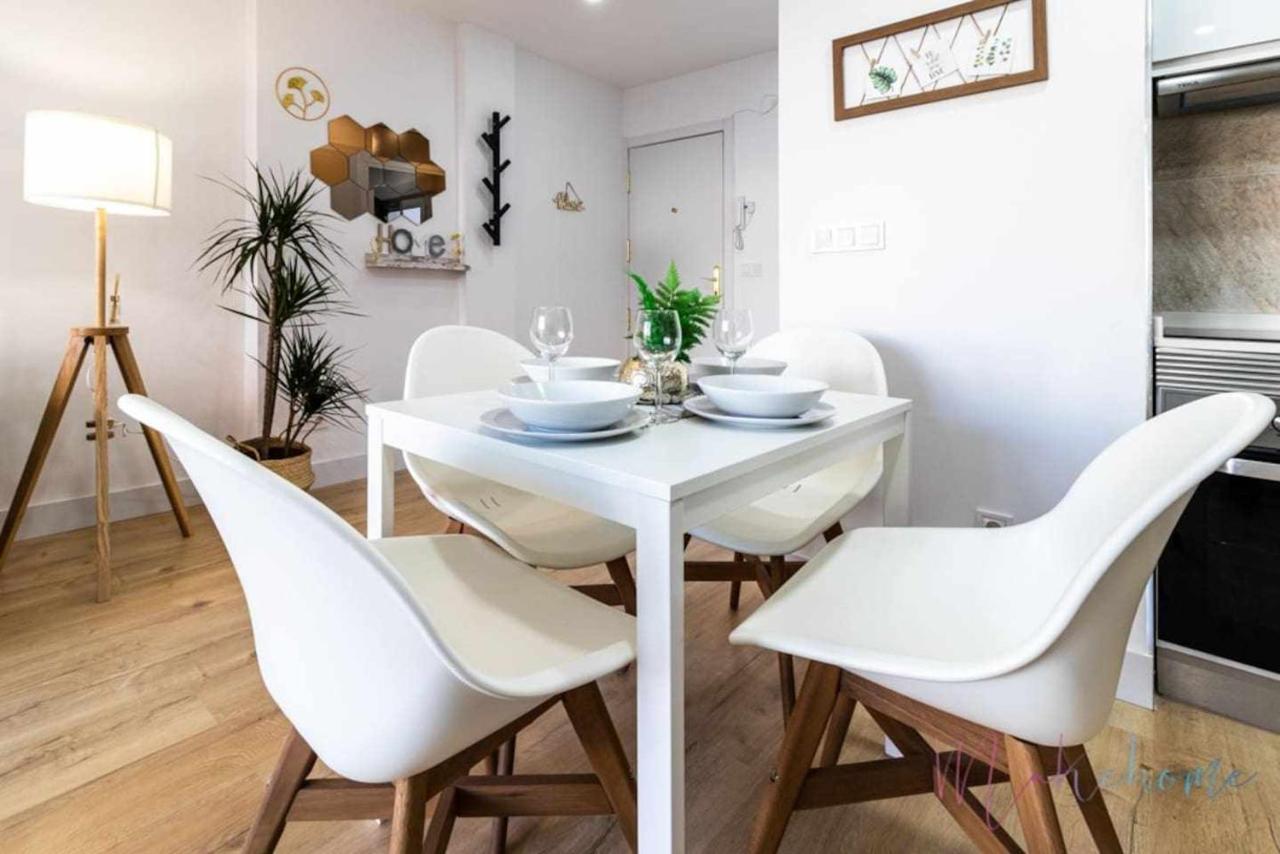 2 Apartamento En Estadio Sevilla 6 Plazas 3 Hab Y Metro Bagian luar foto