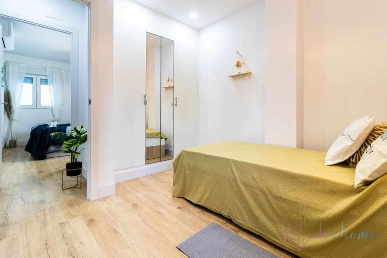 2 Apartamento En Estadio Sevilla 6 Plazas 3 Hab Y Metro Bagian luar foto
